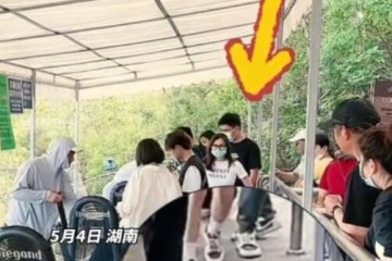 女子刷短视频刷到老公和小三约会